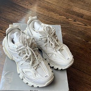 White  39 Balenciaga Track Sneaker